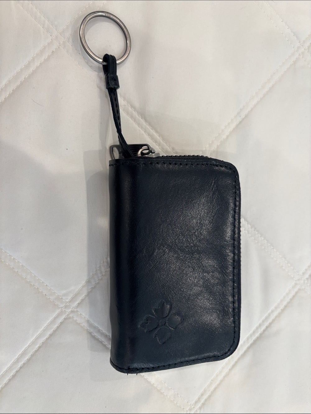 NWOT-Patricia Nash Black Leather Zip Card Case with Keyring